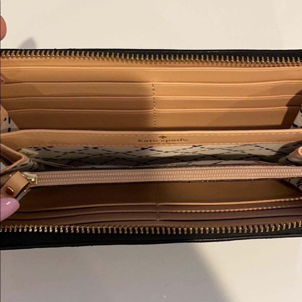 Kate Spade Wallet - Picture 3 of 4